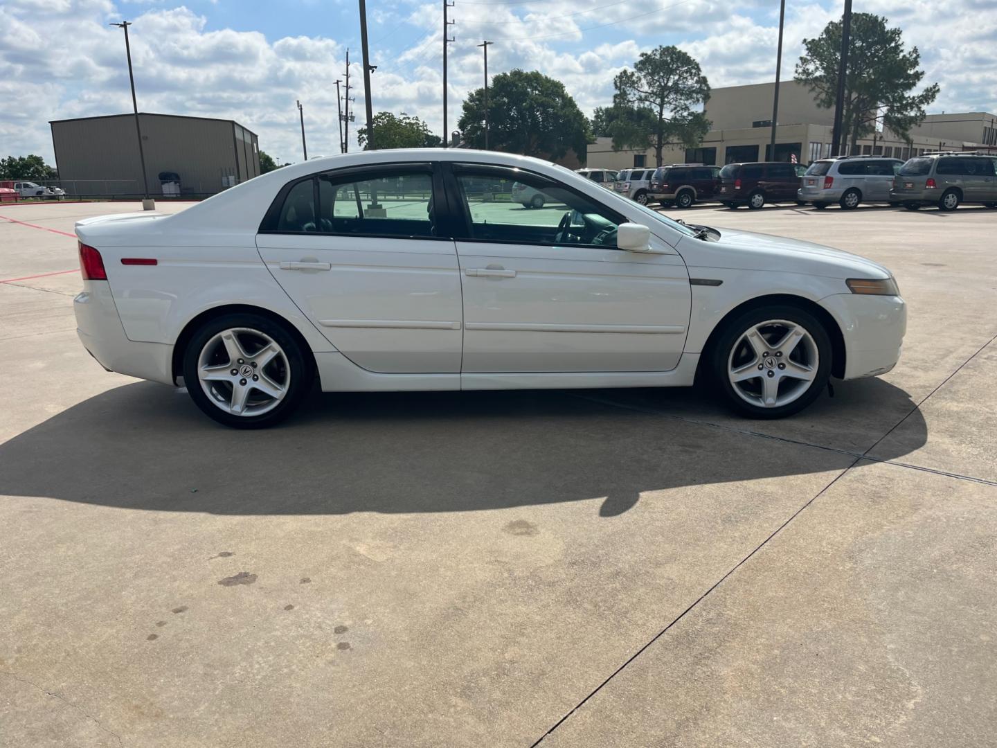 2006 white /TAN Acura TL 5-Speed AT (19UUA66206A) with an 3.2L V6 SOHC 24V engine, 5-Speed Automatic Overdrive transmission, located at 14700 Tomball Parkway 249, Houston, TX, 77086, (281) 444-2200, 29.928619, -95.504074 - Photo#7